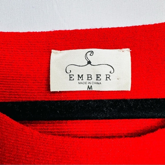 Ember Women’s Sz Medium Red Pearl & Fishtail Accents Long Sleeve Sweater Top - Picture 6 of 7